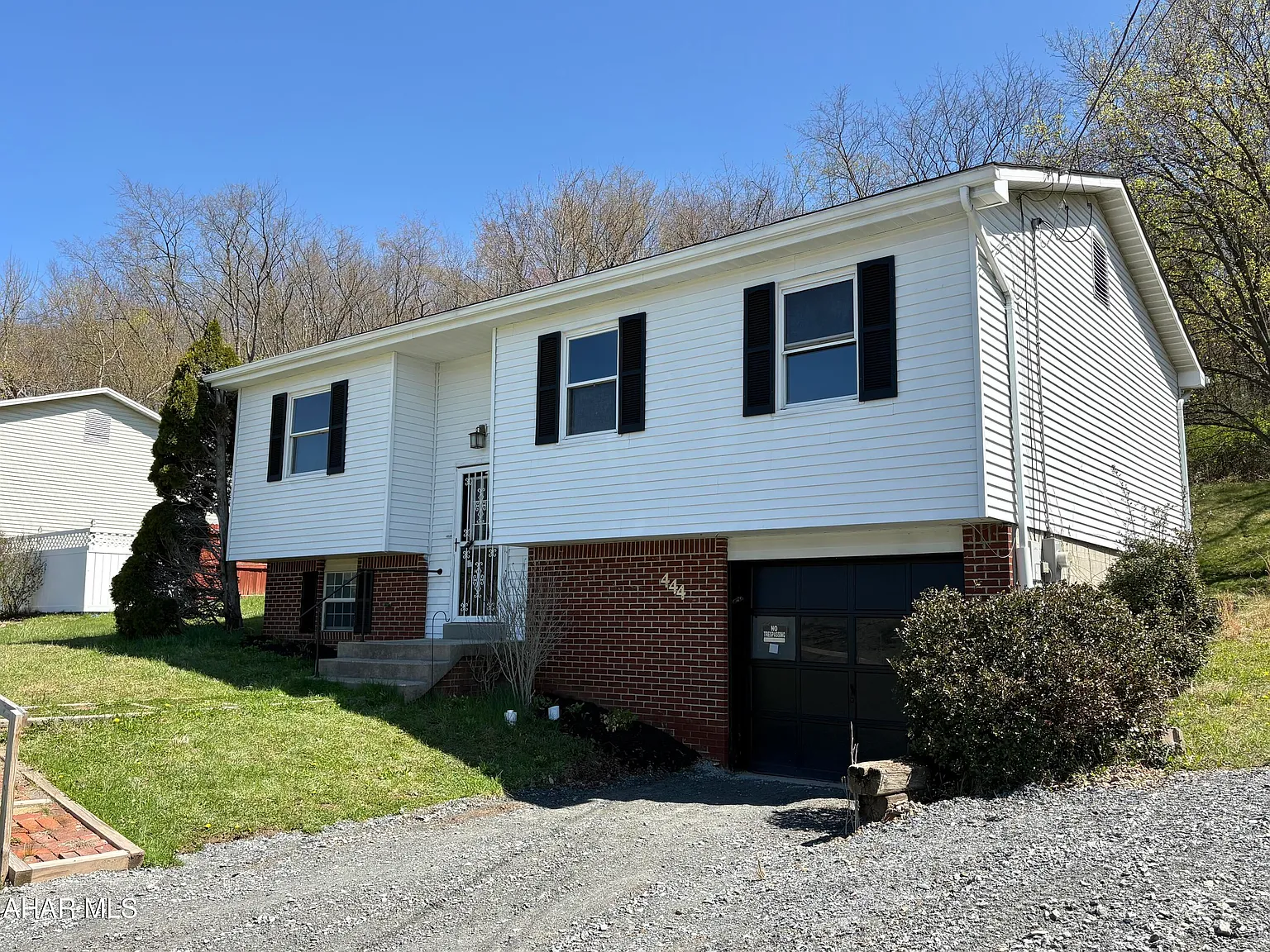 444 State Highway 356 photo 1
