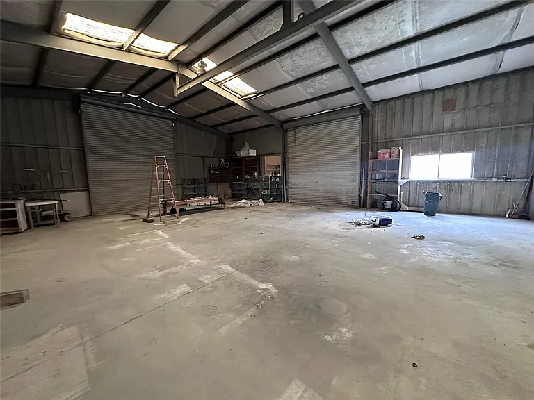 1204 County Road 408 — Photo 12