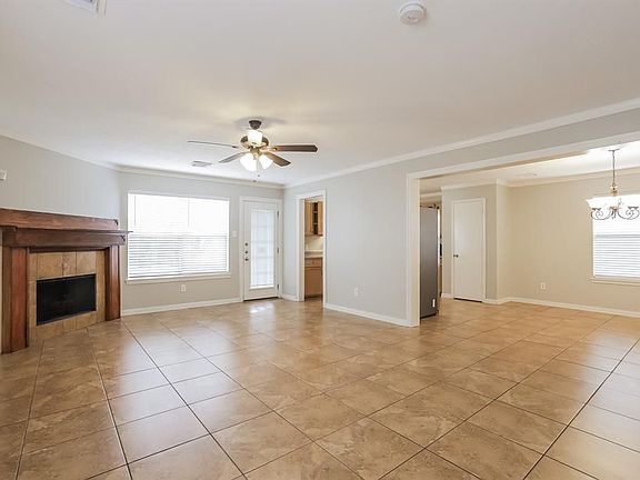 5th image of 19506 Sandy Woods Dr