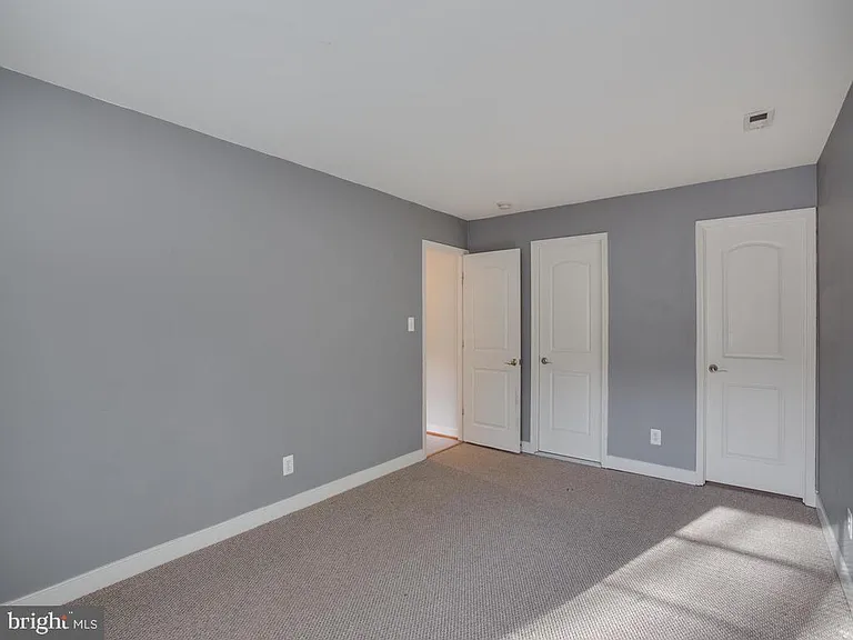 304 Hilltop Ln #F — Photo 26