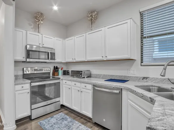125 N 22ND Place #33, Mesa, AZ 85213