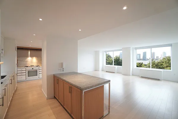 Rented by Renetta Real Estate | media 53