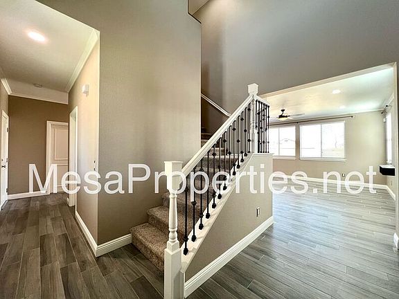 5th image of 11718 Pepperwood St