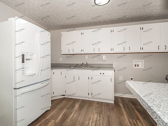 5th image of 4814 Neptune Ln