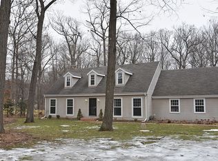 W308N7056 Club Cir E, Hartland, WI 53029