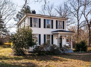 11513 Beach Rd, Chesterfield, VA 23838
