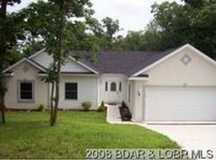 22 Navajo Ct, Four Seasons, MO 65049