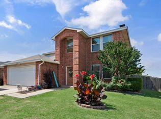 3860 Country Ln, Fort Worth, TX 76123