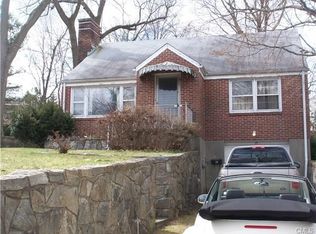 29 Kettle Rd, Norwalk, CT 06850