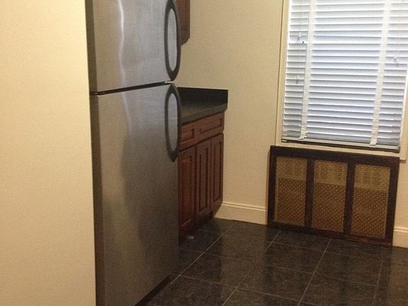 3rd image of 14210 Roosevelt Ave APT 207