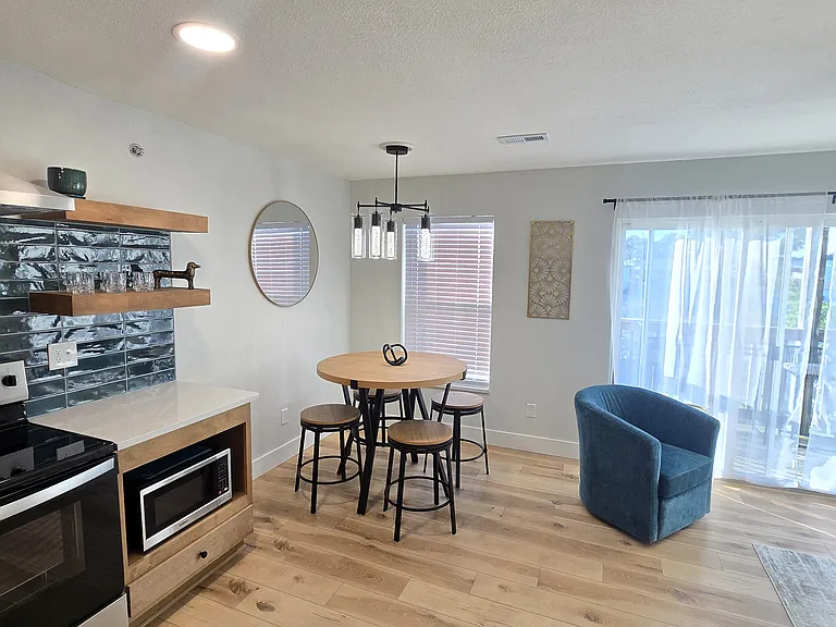 1091 Redbud Rd #43 — Photo 3