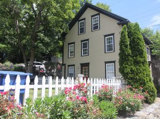 78 King St #1, East Greenwich, RI 02818