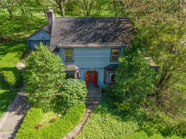 2763 Highland Ave, Poland, OH 44514