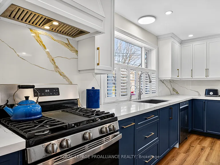 387 Mathew St — Photo 3