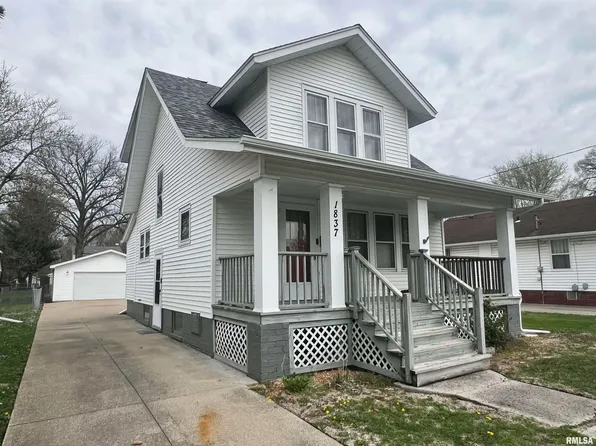 1837 Baird Ave, Galesburg, IL 61401