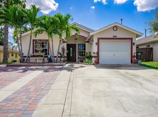 3095 Swain Blvd, Greenacres, FL 33463
