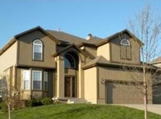 2293 W Johnston St, Olathe, KS 66061