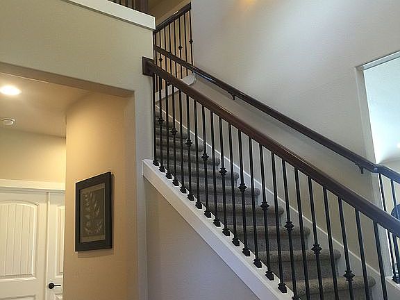 4th image of 4141 Grotto Ct