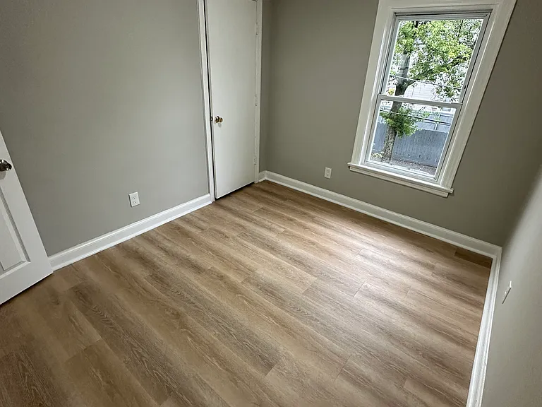 433 Greenwich Ave #2 — Photo 8