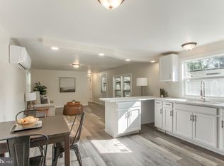 37 Creekside Ln, Carlisle, PA 17015