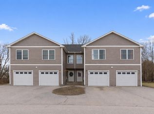 Nokes Knoll Townhouses, Swanton, VT 05488