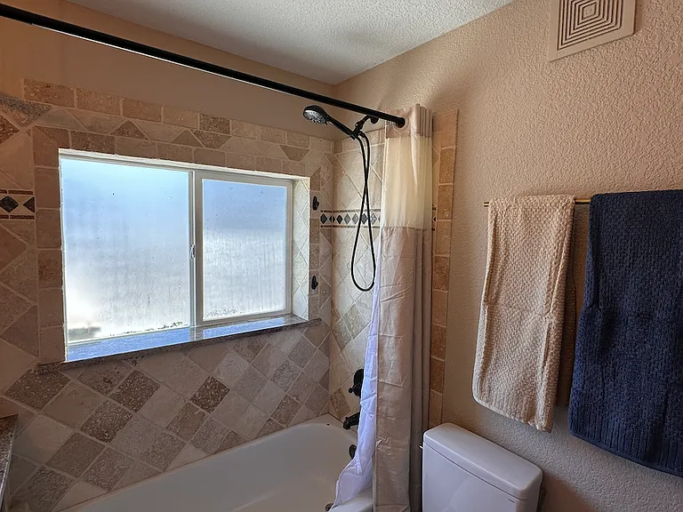 1656 N Franklin St #5 — Photo 17