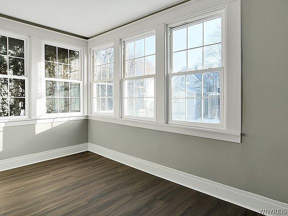 5th image of 28 Horton Pl