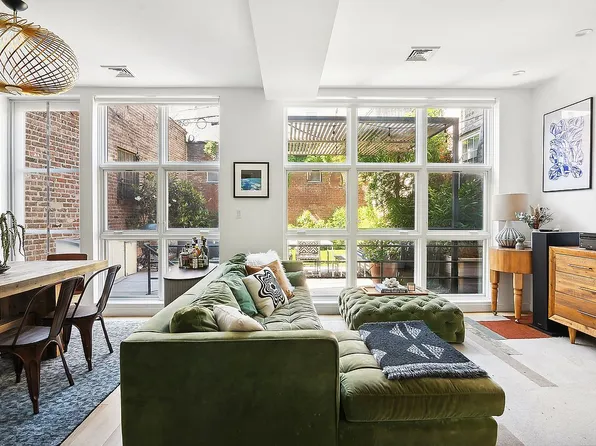 404 Grand St #1, Brooklyn, NY 11211