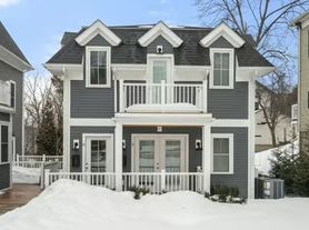 68 Chestnut St, Newton, MA