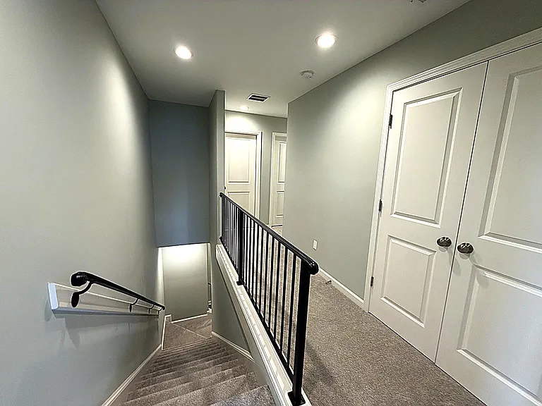 1157 Mountain Side Dr — Photo 16