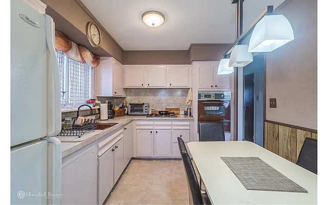 Sold by Douglas Elliman | media 8