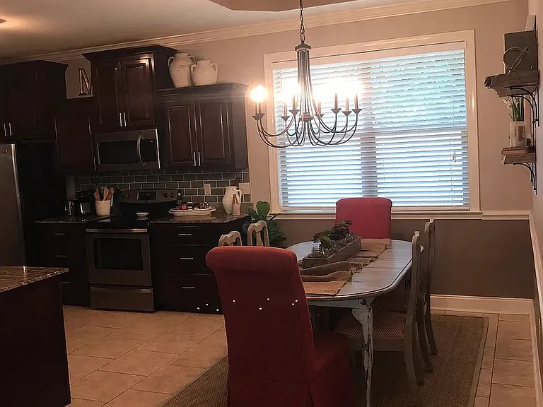 801 Wesley Ave — Photo 12