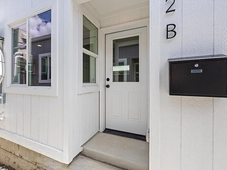Back unit entry