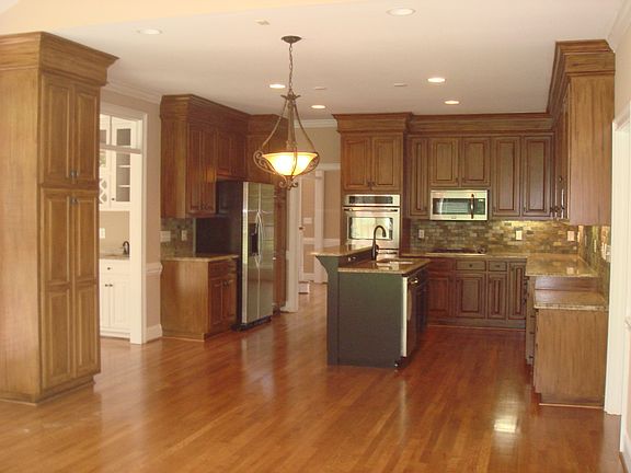 2nd image of 4517 Binfords Ridge Rd