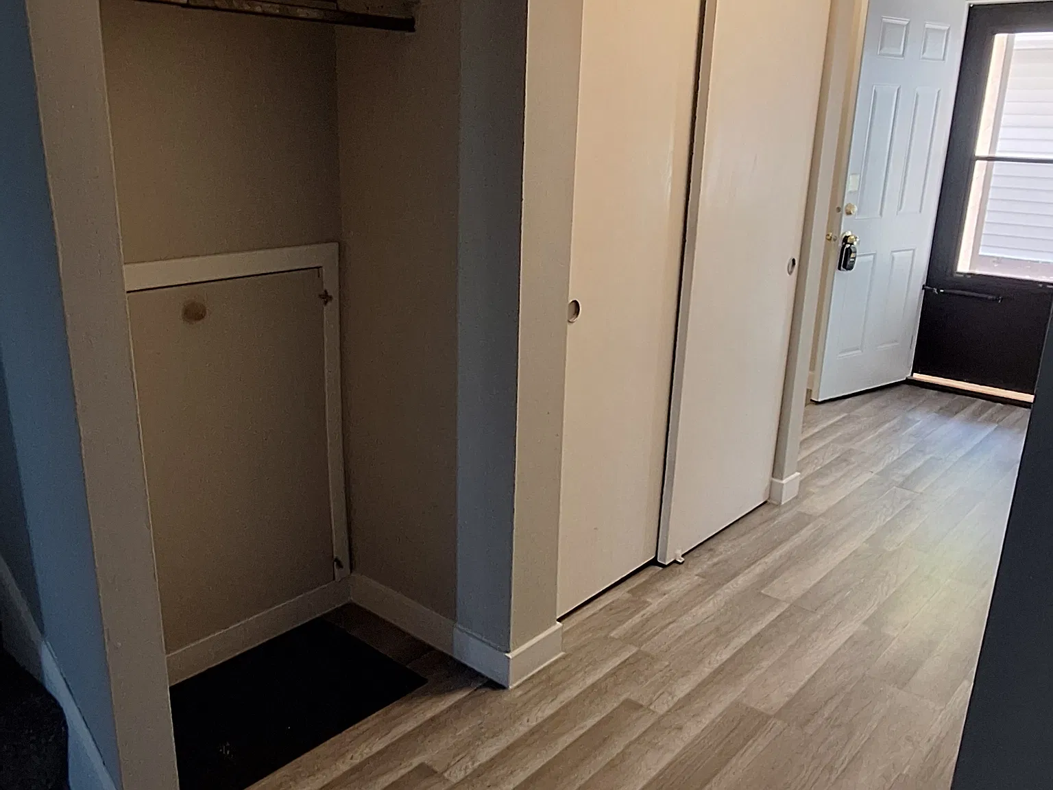 3 bed, 1.5 bath, 1339 sqft, $2,100 — Photo 4