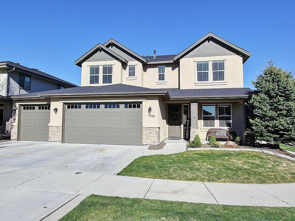 1st image of 7936 S Desert Ridge Ave