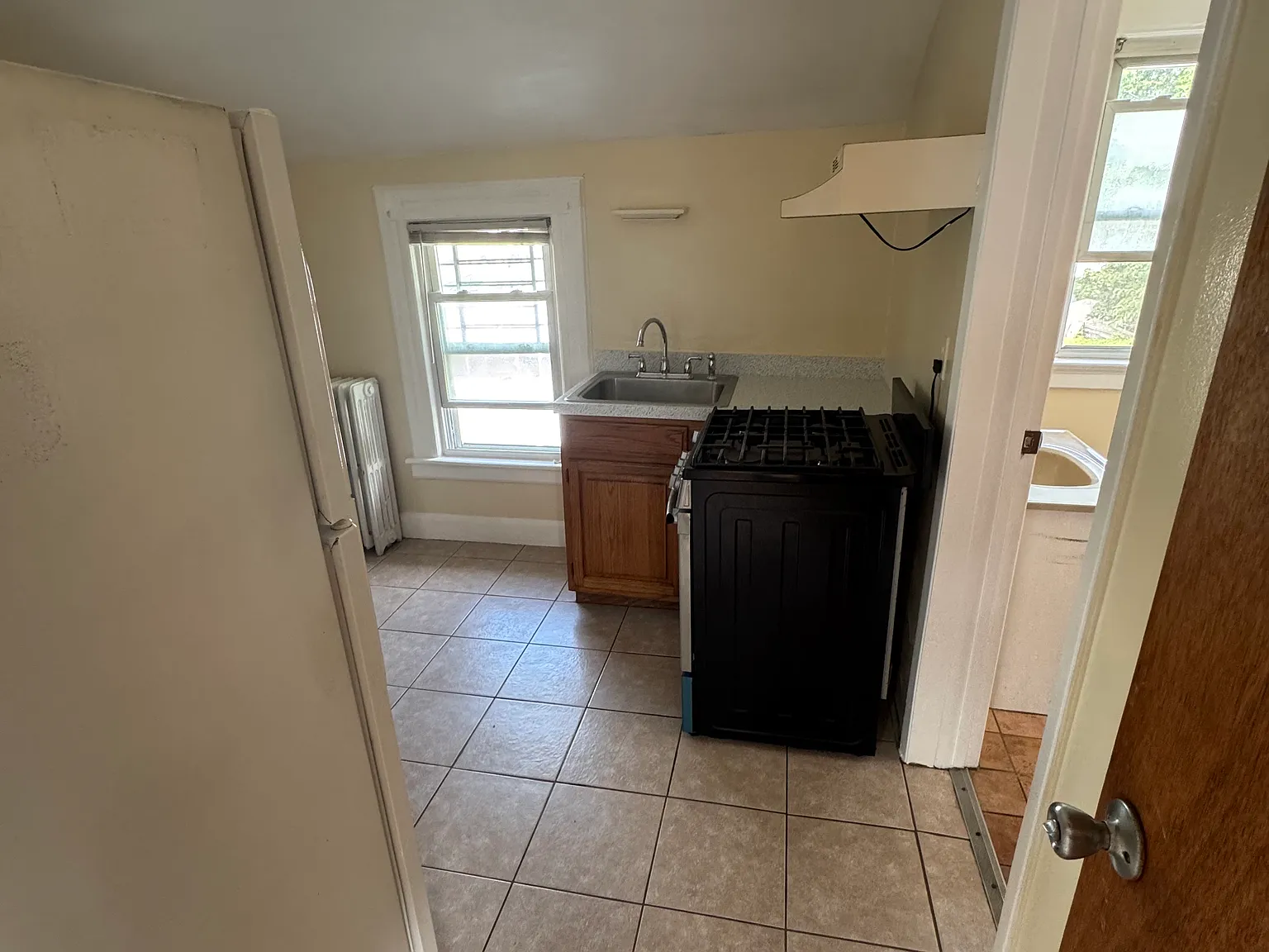 1 bed, 750 sqft, $2,300 — Photo 4