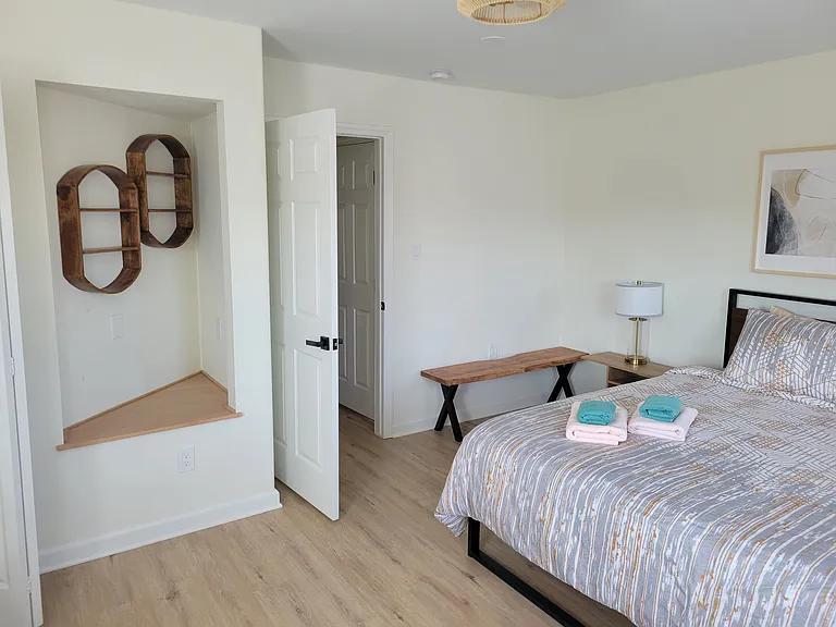 142 E Youngs Ave #3 — Photo 11