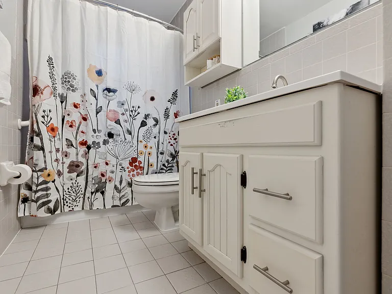 2415 Telegraph Rd — Photo 17