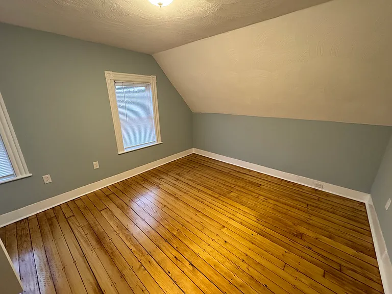 35 Cameron Ave #2L — Photo 11