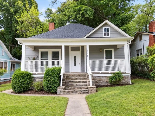 1392 Wadley Ave, East Pt, GA 30344