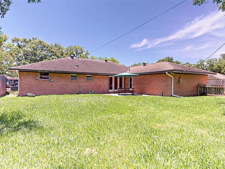 4826 Waynesboro Dr — Photo 22