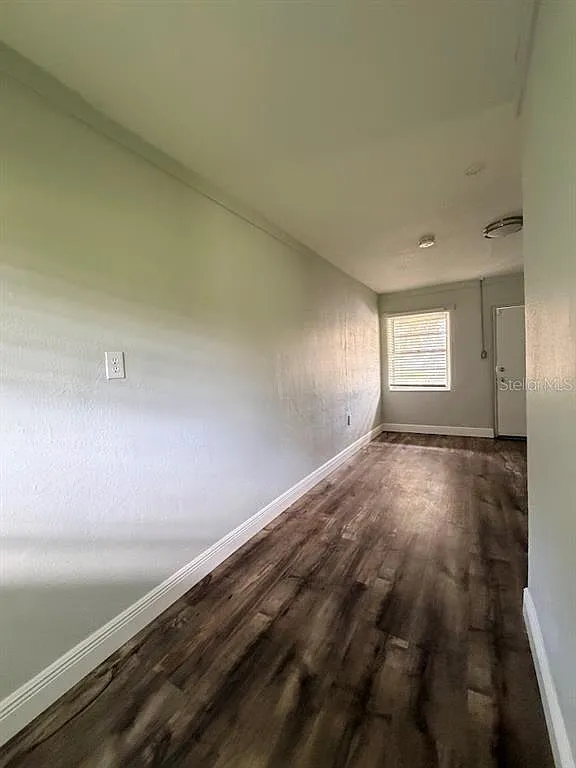 Studio, 1.0 bath, 700 sqft, $1,300 — Photo 3