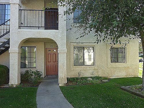 2nd image of 2554 Olive Dr APT 21