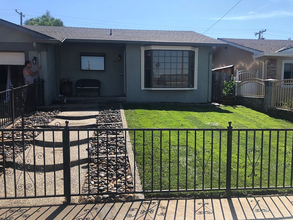1st image of 3458 Mount Prieta Dr