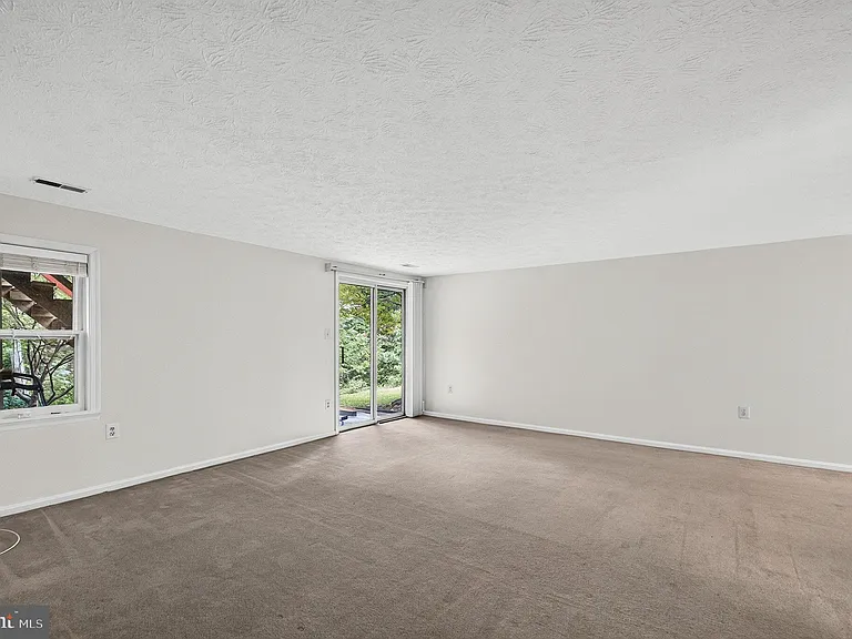 14560 Creek Branch Ct — Photo 40