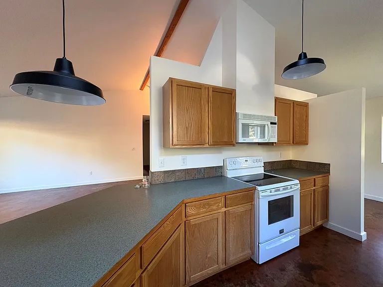 658 Fox Dr — Photo 21