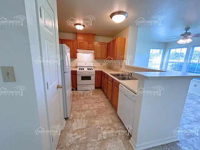 407 Marion Way — Photo 5