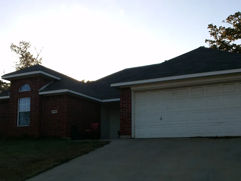 1516 Barron Ln
