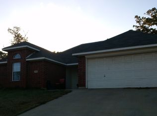 1516 Barron Ln, Fort Worth, TX 76112
